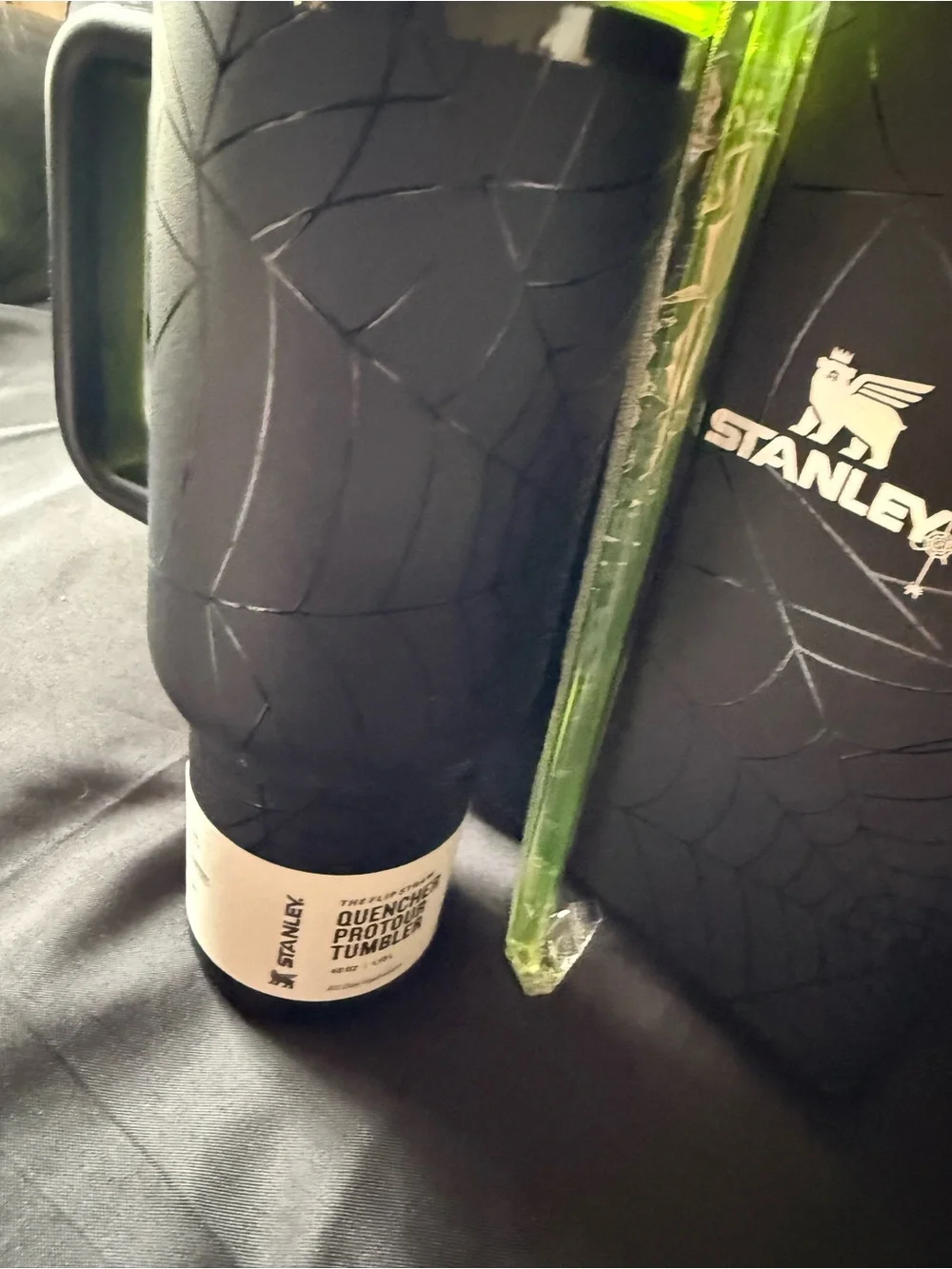 New Stanley 40oz Special Spider Web Black Tumbler with Neon Green Lid and Straw - Picture 7 of 12